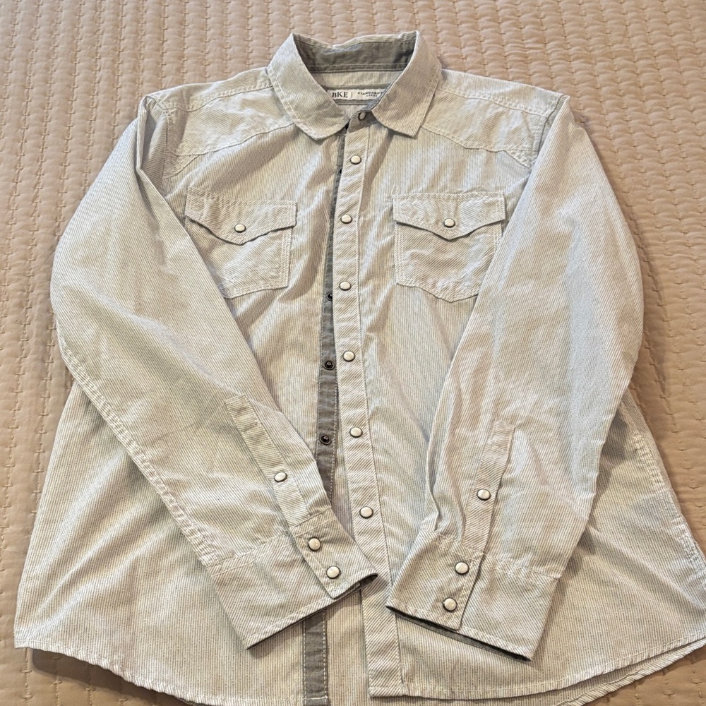 BKE Light Gray Button-Up Shirt